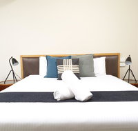 Bell Motel - Accommodation in Surfers Paradise
