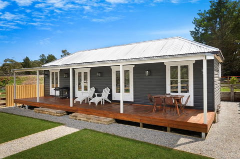 Bellanoon-Pet Friendly Cottage - Accommodation in Surfers Paradise 0