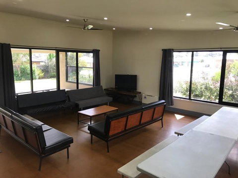 Bellarine Lodge Sleeps 30 - Accommodation in Surfers Paradise 1