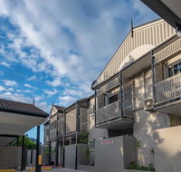 Benson Court Motel - Accommodation in Surfers Paradise
