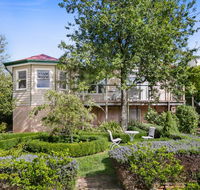 Berdea - Accommodation in Surfers Paradise