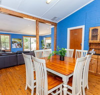 Best Central House - SLEEPS 11  - Accommodation in Surfers Paradise