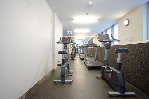 BHB Explore CBD Doorsteps #Free Carpark, Wine, Wifi - Accommodation in Surfers Paradise 2