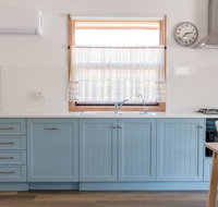 Bird In Hand Cottage Port Noarlunga - Accommodation in Surfers Paradise