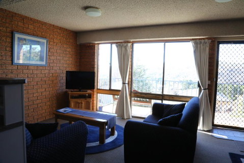 Blue Gums 1 - Accommodation in Surfers Paradise 1