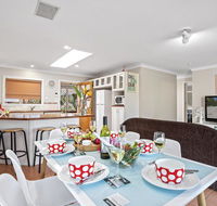 Blue Haze - air conditioned comfort - Accommodation in Surfers Paradise