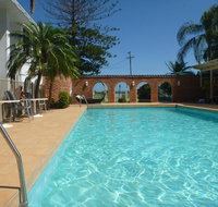 Blue Pacific Swansea - Accommodation in Surfers Paradise