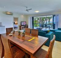 Blue Water Views Apartments - Accommodation in Surfers Paradise