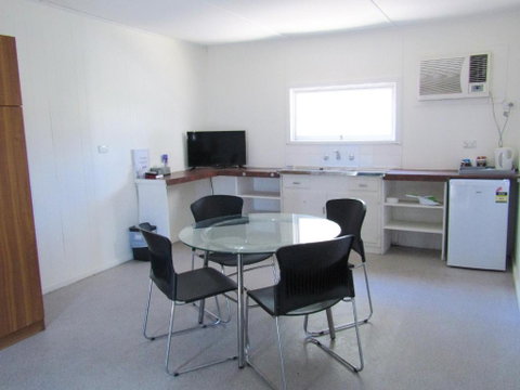 Tinman Roadhouse - Accommodation in Surfers Paradise 3