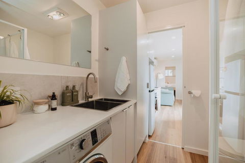Tiny Home In Scottsdale - Accommodation in Surfers Paradise 3