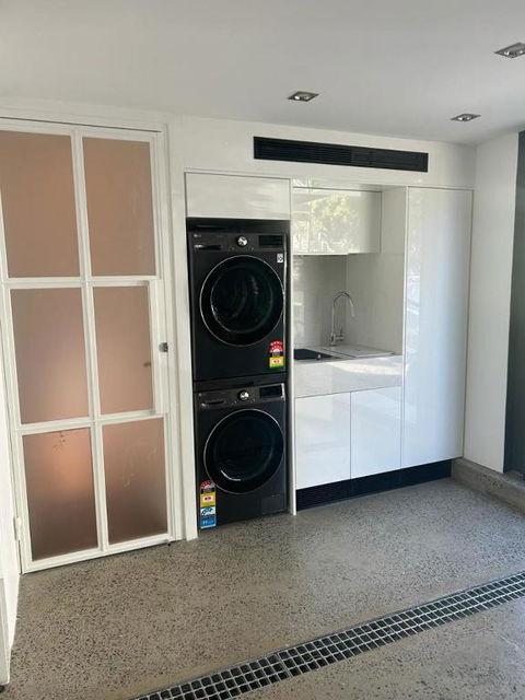 Woollahra House Beautiful 3 Bedroom Terrace - Accommodation in Surfers Paradise 1