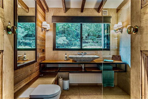 Whitelodge Retreat Sassafras, Mount Dandenong - Accommodation in Surfers Paradise 1