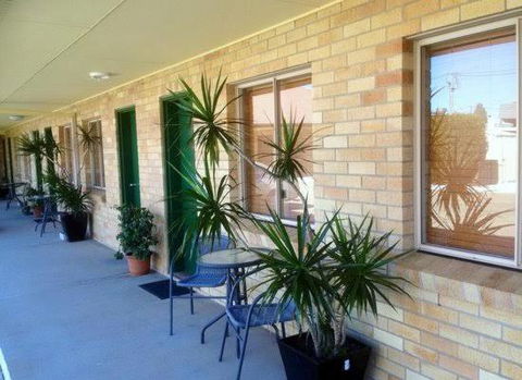 Windsor Hotel Miles - Accommodation in Surfers Paradise 1