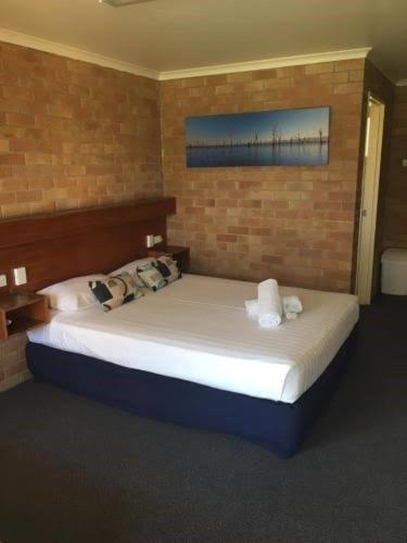 Windsor Hotel Miles - Accommodation in Surfers Paradise 2