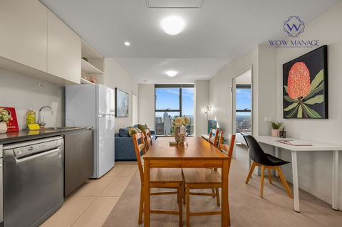 WOW Apartment On Collins 2 - Accommodation in Surfers Paradise 3