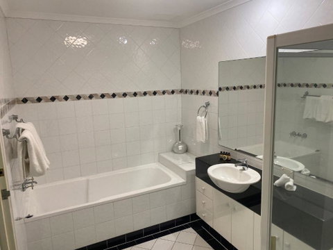 Xanadu Resort - Accommodation in Surfers Paradise 2