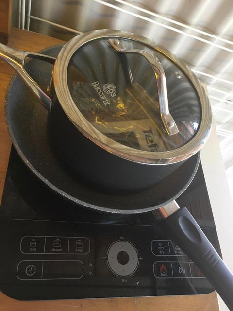 Palmerston Sunset Retreat - Accommodation in Surfers Paradise 1