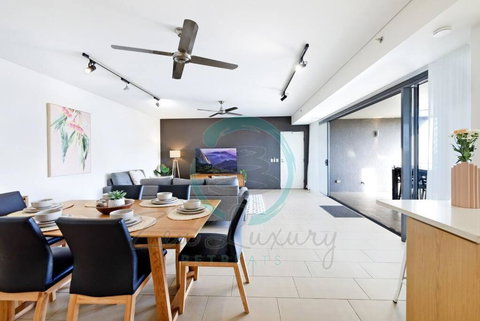 ZEN Oceania - 2BR Ocean View - Accommodation in Surfers Paradise 1