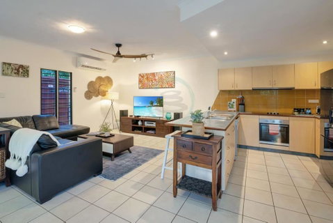 Zen Serene Seascape - Family Pool - BBQ - Markets - Accommodation in Surfers Paradise 3