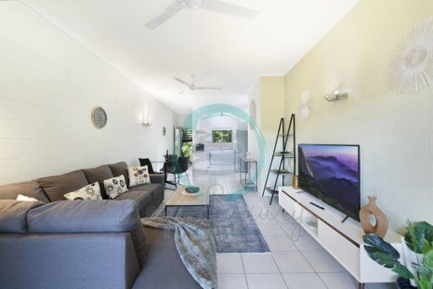 ZEN Westralia: 2-BR Cozy Inner-City Apt Near Shops - Accommodation in Surfers Paradise 0