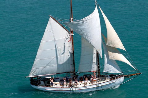 Whitehaven Beach Sailing And Snorkeling Cruise - Accommodation in Surfers Paradise 5