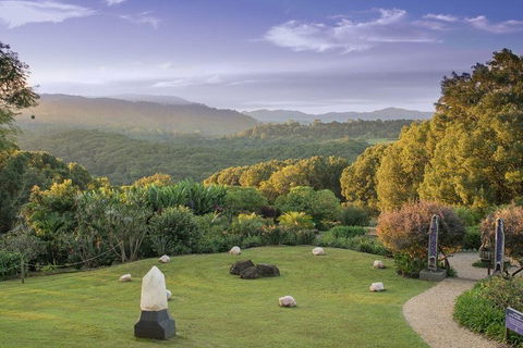 Byron Bay And Beyond Tour Including Cape Bryon Lighthouse Crystal Castle And Bangalow - Accommodation in Surfers Paradise 5