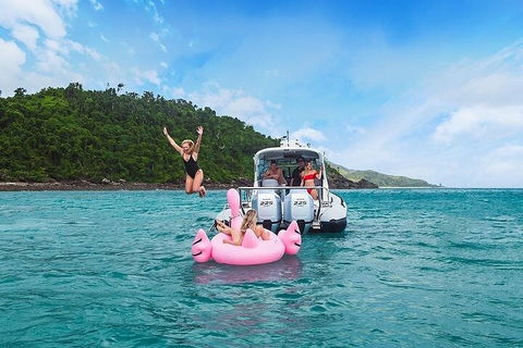 Premium Private Charter - Accommodation in Surfers Paradise 2