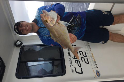 3/4 Day 7 Hour Offshore Fishing Charter - Accommodation in Surfers Paradise 0