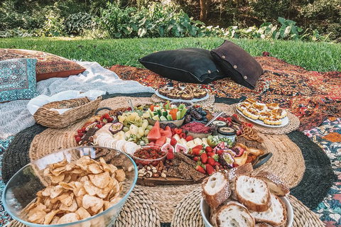 A Picnic In Byron Bay - Accommodation in Surfers Paradise 1