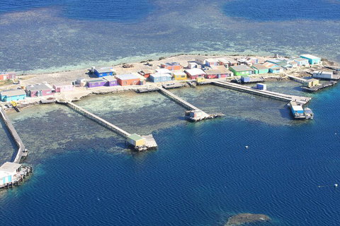 Pink Lake + Abrolhos Islands Scenic Flight - Accommodation in Surfers Paradise 1
