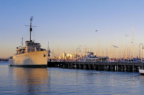 Melbourne City And Williamstown Ferry Cruise - Accommodation in Surfers Paradise 4