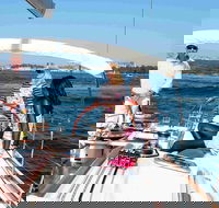Sydney Harbour Luxury Sailing Trip including Lunch - Accommodation in Surfers Paradise