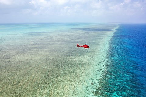 Great Barrier Reef 30-Minute Scenic Helicopter Tour From Cairns - Accommodation in Surfers Paradise 5