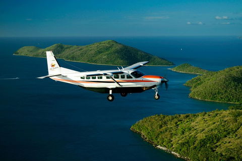 Reef And Island Scenic Flight From Airlie Beach - Accommodation in Surfers Paradise 3