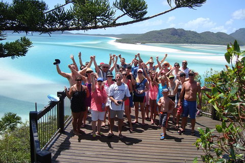 Whitehaven Beach And Hill Inlet | Awesome Beach BBQ | Family Friendly - Accommodation in Surfers Paradise 1