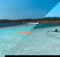 Lake McKenzie Full-Day Tour with Lunch from Hervey Bay - Accommodation in Surfers Paradise