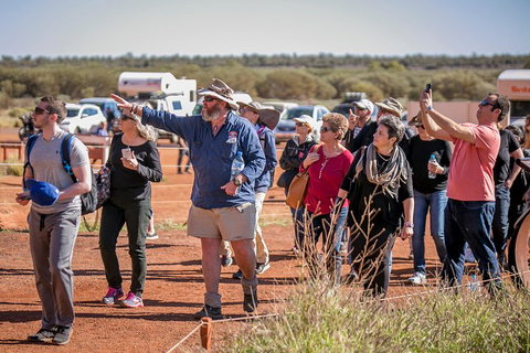 Ayers Rock Day Trip From Alice Springs Including Uluru, Kata Tjuta And Sunset BBQ Dinner - Accommodation in Surfers Paradise 1