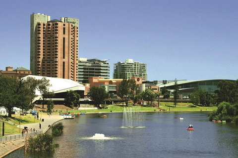 Adelaide Highlights, Hahndorf & McLaren Vale Wine Tasting And Sightseeing Tour - Accommodation in Surfers Paradise 3