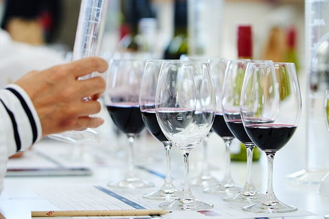 Penfolds Barossa Valley: Make Your Own Wine - Accommodation in Surfers Paradise 3