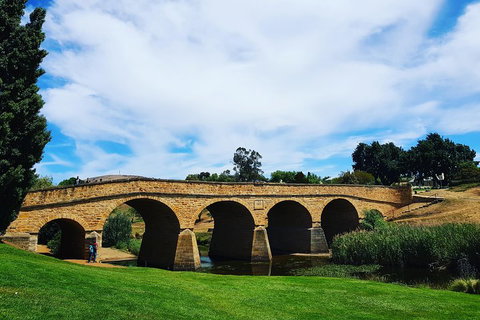 Tasmania 6 Day 'Tour In Circle' - Accommodation in Surfers Paradise 0