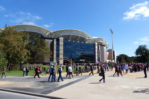 Adelaide City Highlights Tour - Accommodation in Surfers Paradise 1