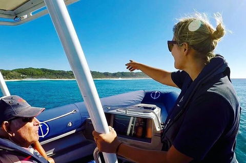 Julian Rocks Byron Bay Cruise - Accommodation in Surfers Paradise 3