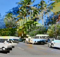 Airport Transfer to or from Cairns hotels for up to 13 people - Accommodation in Surfers Paradise