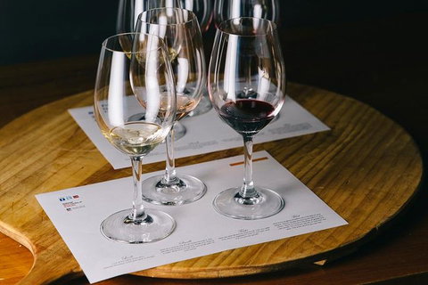 Australian Wine Discovery Tour With Tastings - Accommodation in Surfers Paradise 2